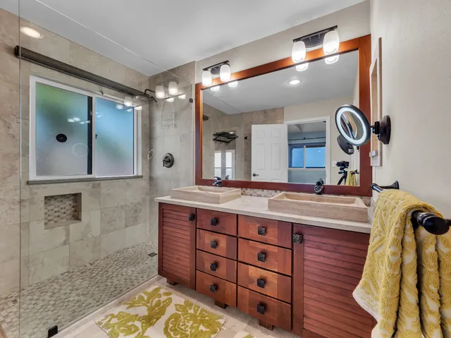 $1,350,000 | 75-6118 Lea Place, Kailua-Kona, HI 96740