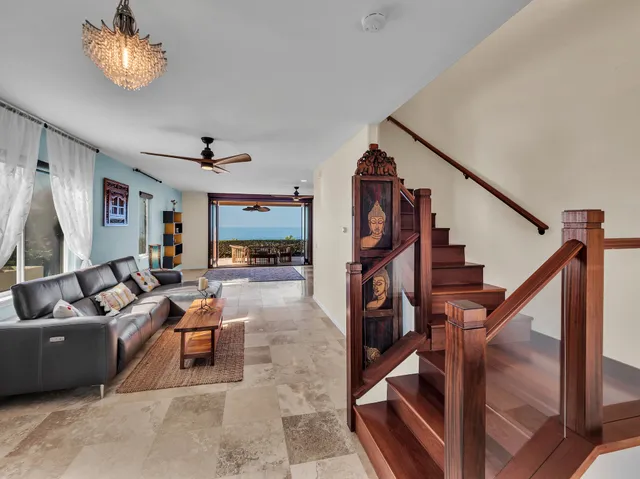 $1,350,000 | 75-6118 Lea Place, Kailua-Kona, HI 96740