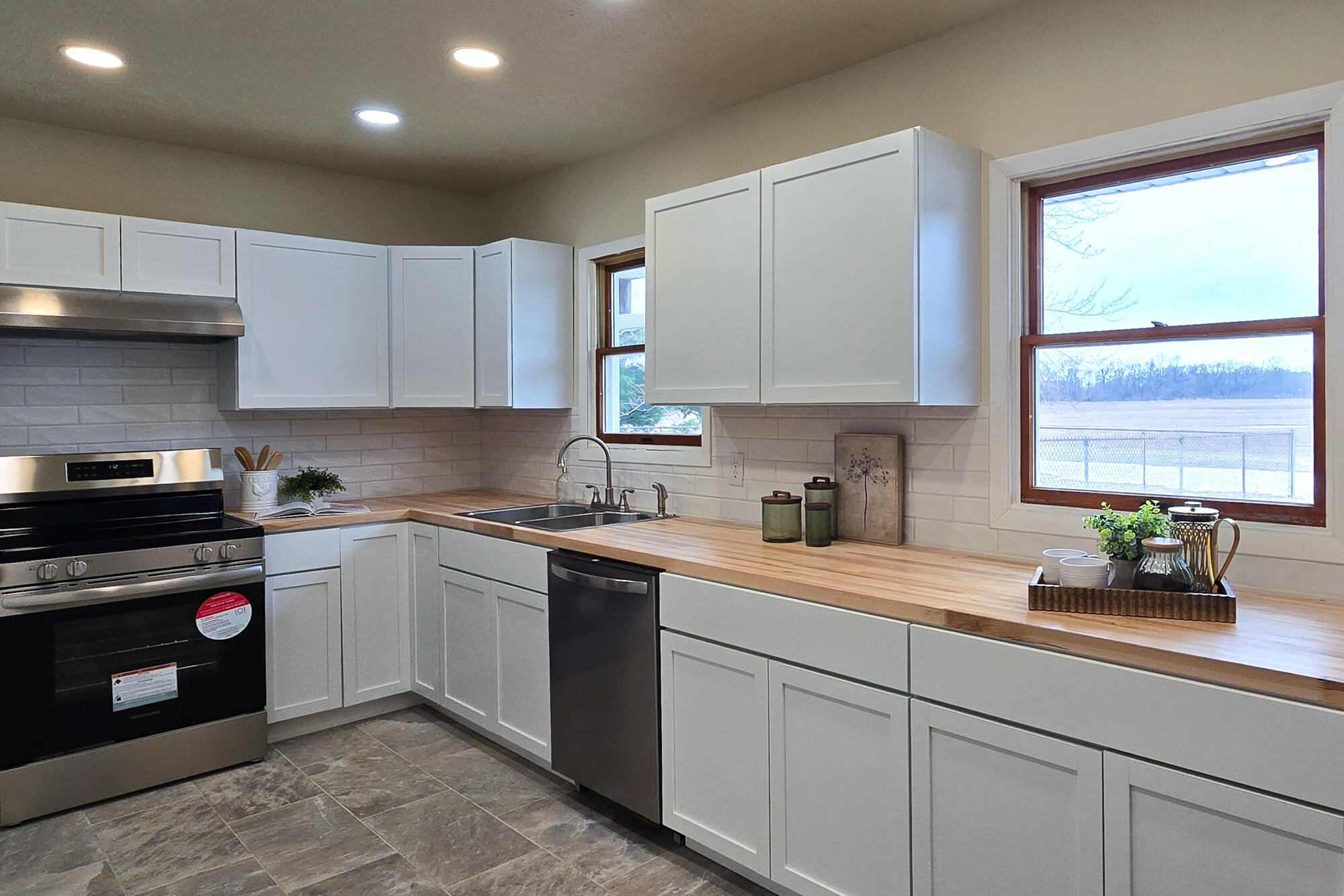 2800 Mayflower Road Niles, MI 49120 - Photo 12 of 19 2800 Mayflower new kitchen