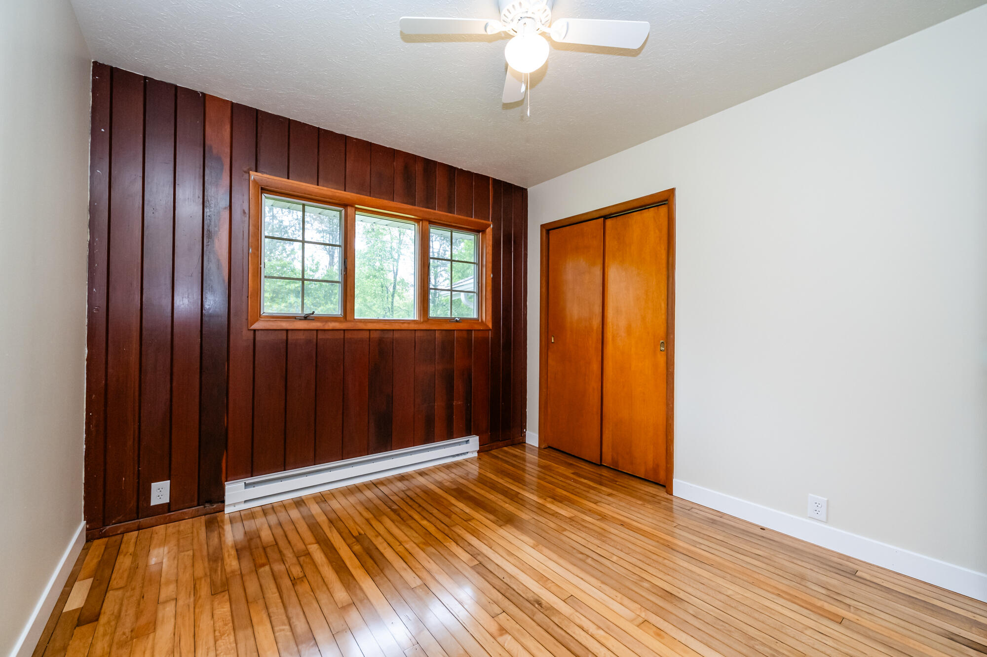 2800 Mayflower Road Niles, MI 49120 - Photo 18 of 19 2800 Mayflower new bed 3