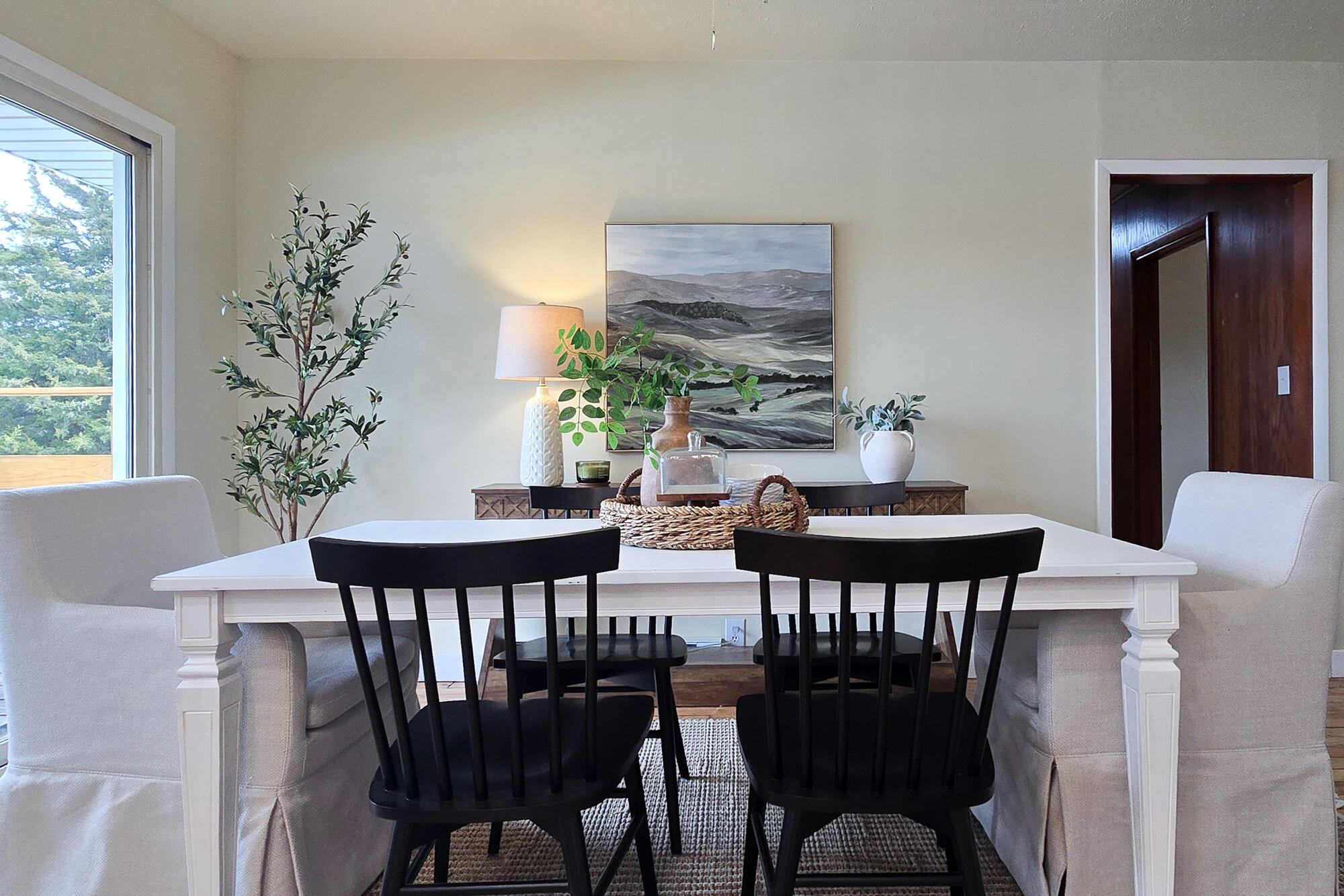 2800 Mayflower Road Niles, MI 49120 - Photo 10 of 19 2800 Mayflower new dining