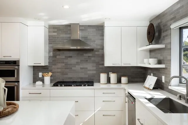 $2,695,000 | 1541 Hull Drive, San Carlos, CA 94070