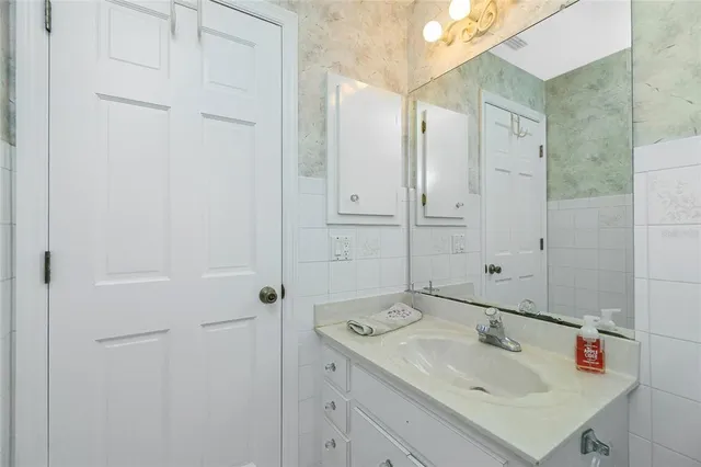 $4,800 | 4088 Gingold Street, Port Charlotte, FL 33948