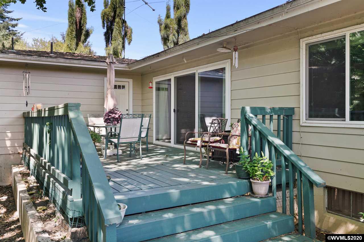 649 West Hayter Dallas, OR 97338 - Photo 34 of 42
