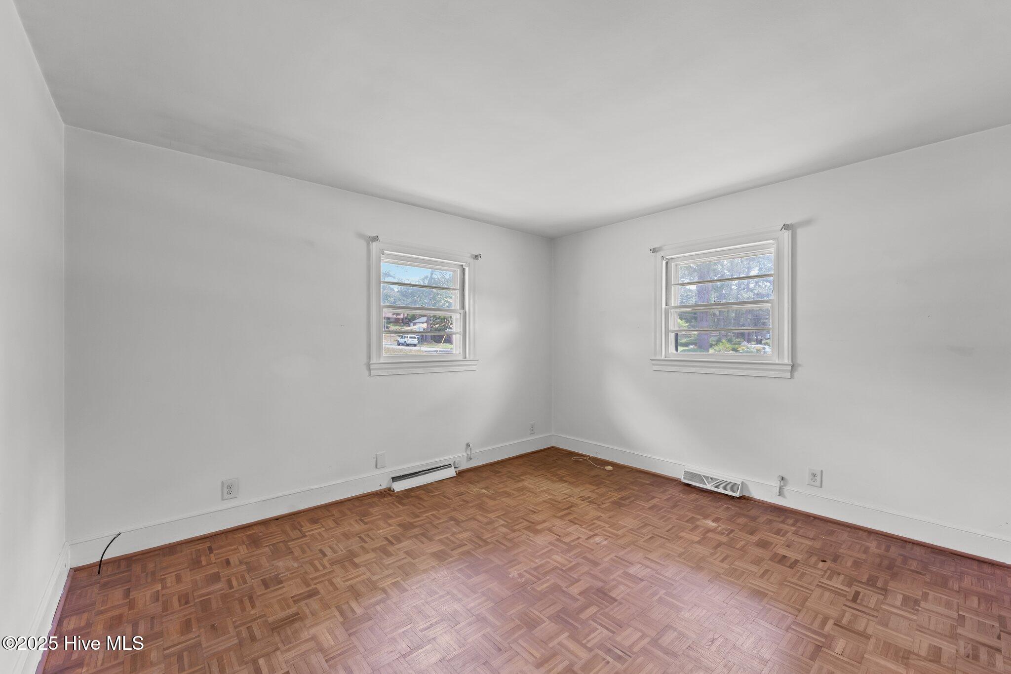 600 Liberty Hill Road Kinston, NC 28501 - Photo 26 of 48 2nd Bedroom