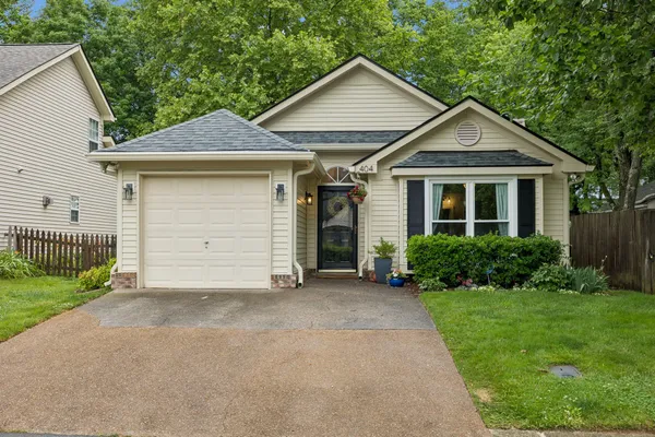 $499,999 | 404 Reigh Court, Franklin, TN 37069