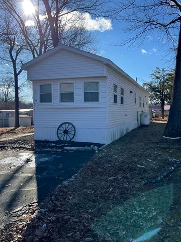 $175,000 | 6 Stagecoach Drive, Brookfield, MA 01506