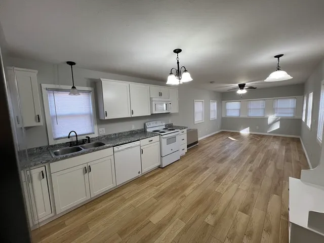 $175,000 | 6 Stagecoach Drive, Brookfield, MA 01506