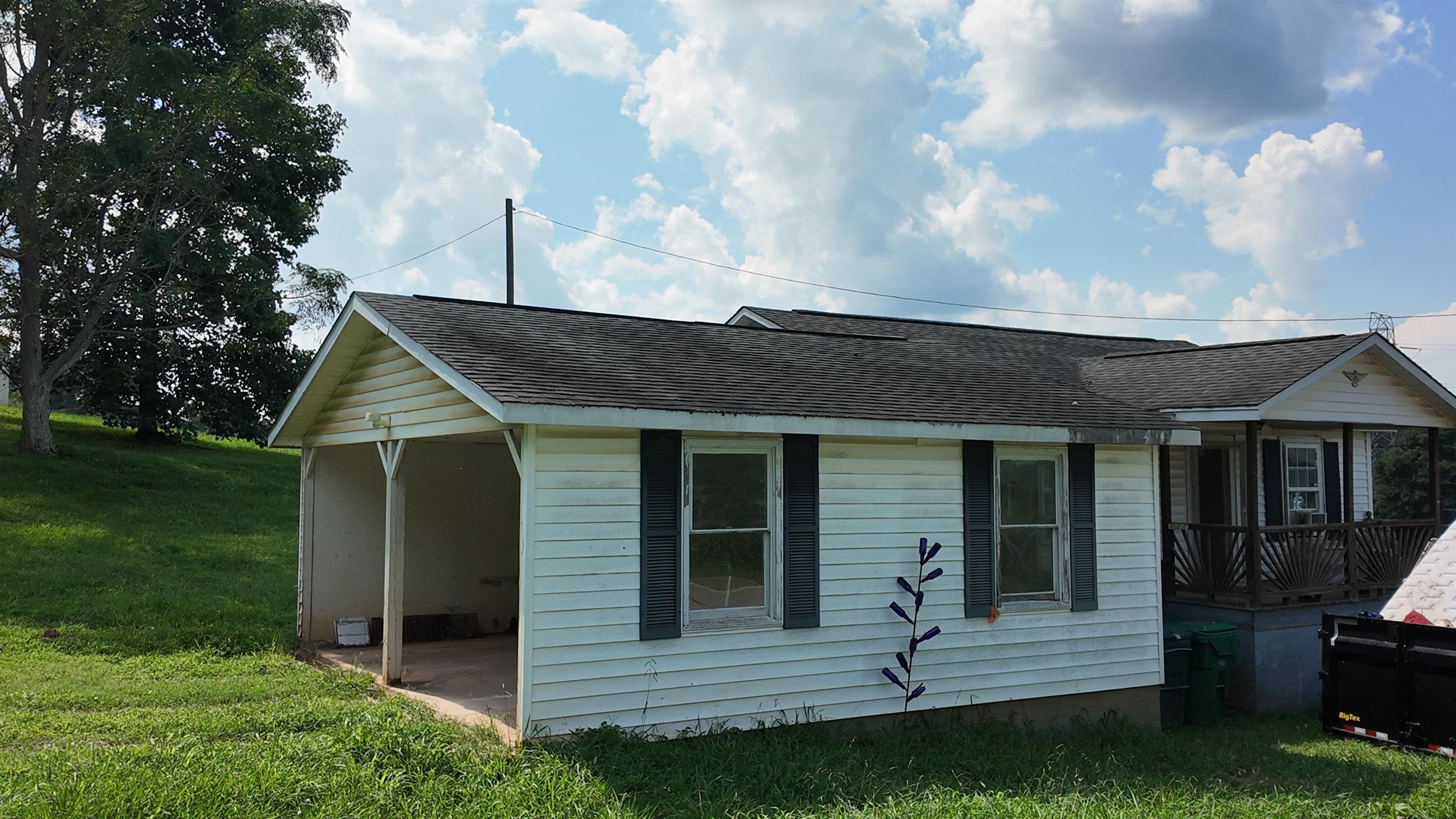 335 Eds Road Blacksburg, SC 29702 - Photo 3 of 39