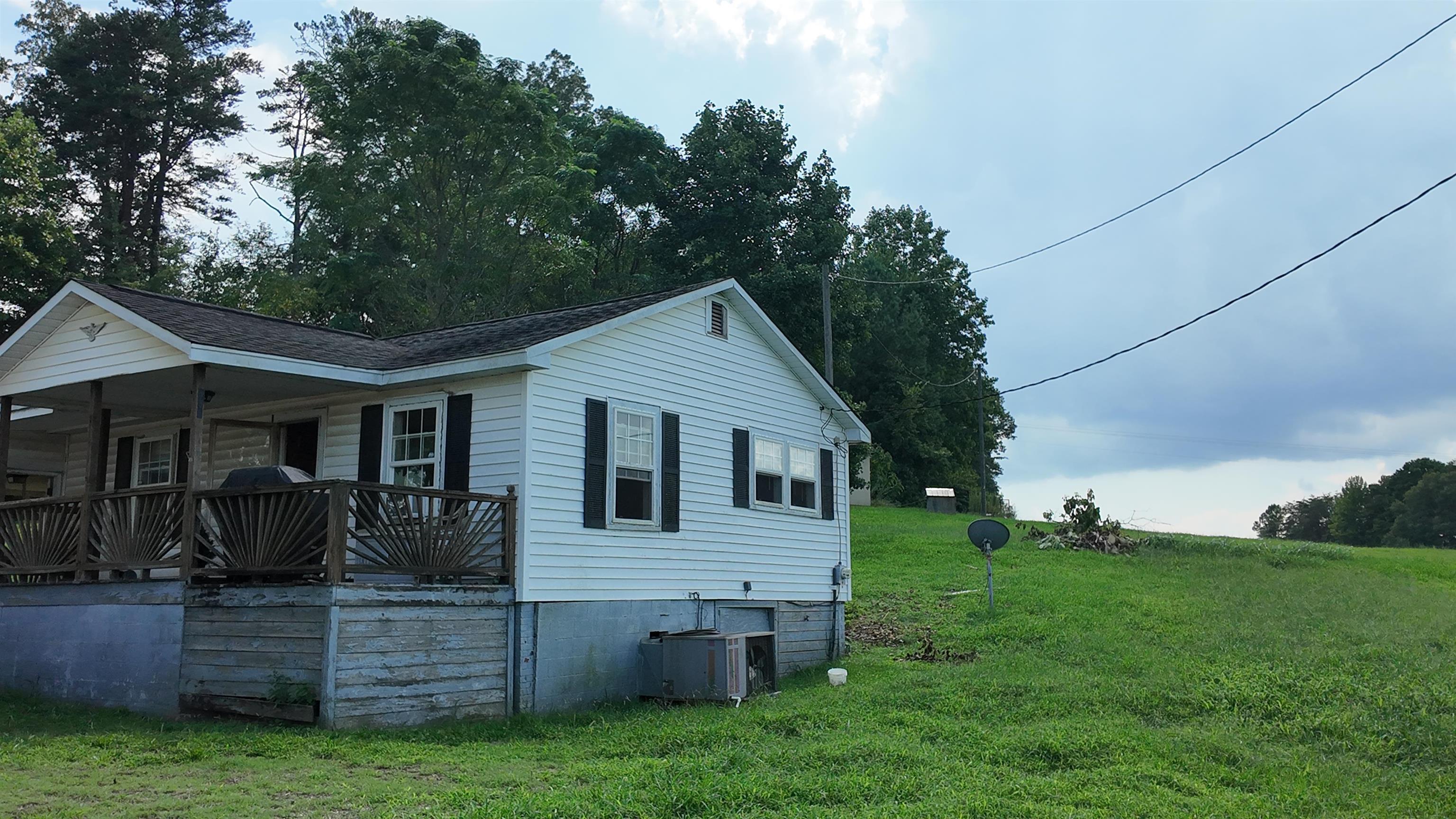335 Eds Road Blacksburg, SC 29702 - Photo 5 of 39