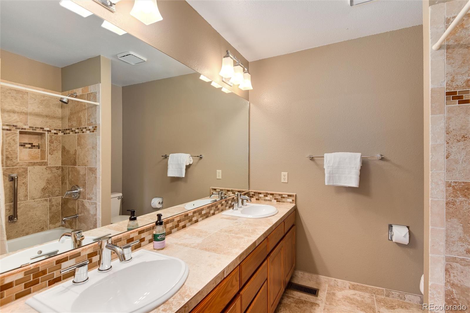 2526 Spring Hill Court Highlands Ranch, CO 80129 - Photo 26 of 35 Gallery Image 26
