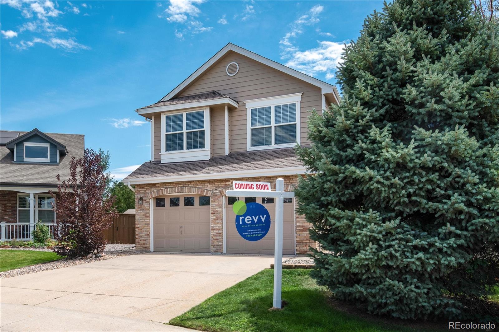 2526 Spring Hill Court Highlands Ranch, CO 80129 - Photo 4 of 35 Gallery Image 4