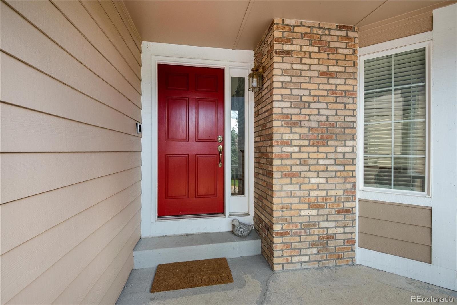 2526 Spring Hill Court Highlands Ranch, CO 80129 - Photo 5 of 35 Gallery Image 5