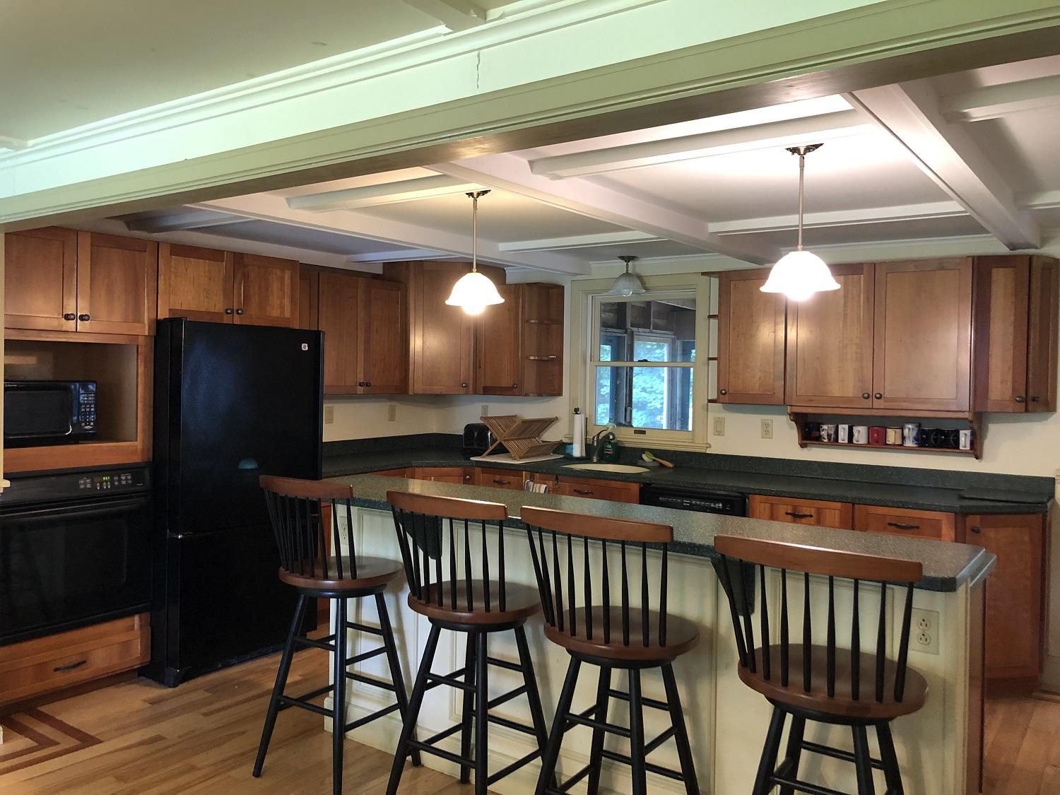 61 Mt Hope Road Sanford, ME 04073 - Photo 18 of 33 Kitchen w/ breakfast bar