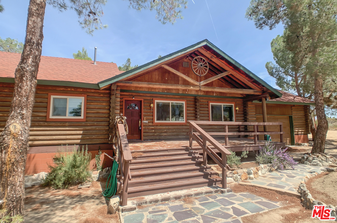 11487 Oasis Road Pinon Hills, CA 92372 - Photo 1 of 28 Gallery Image 1