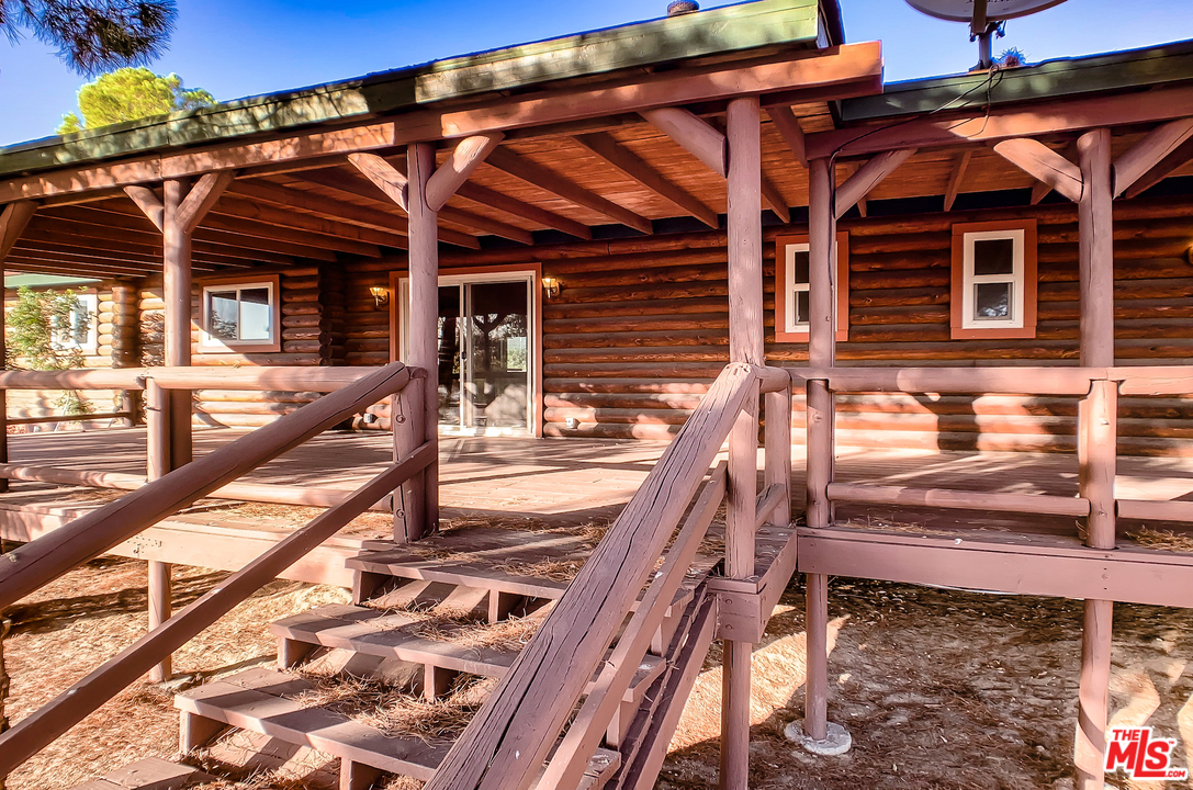 11487 Oasis Road Pinon Hills, CA 92372 - Photo 14 of 28 Gallery Image 14