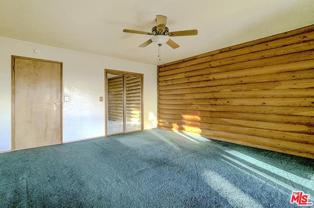 11487 Oasis Road Pinon Hills, CA 92372 - Photo 19 of 28 Gallery Image 19