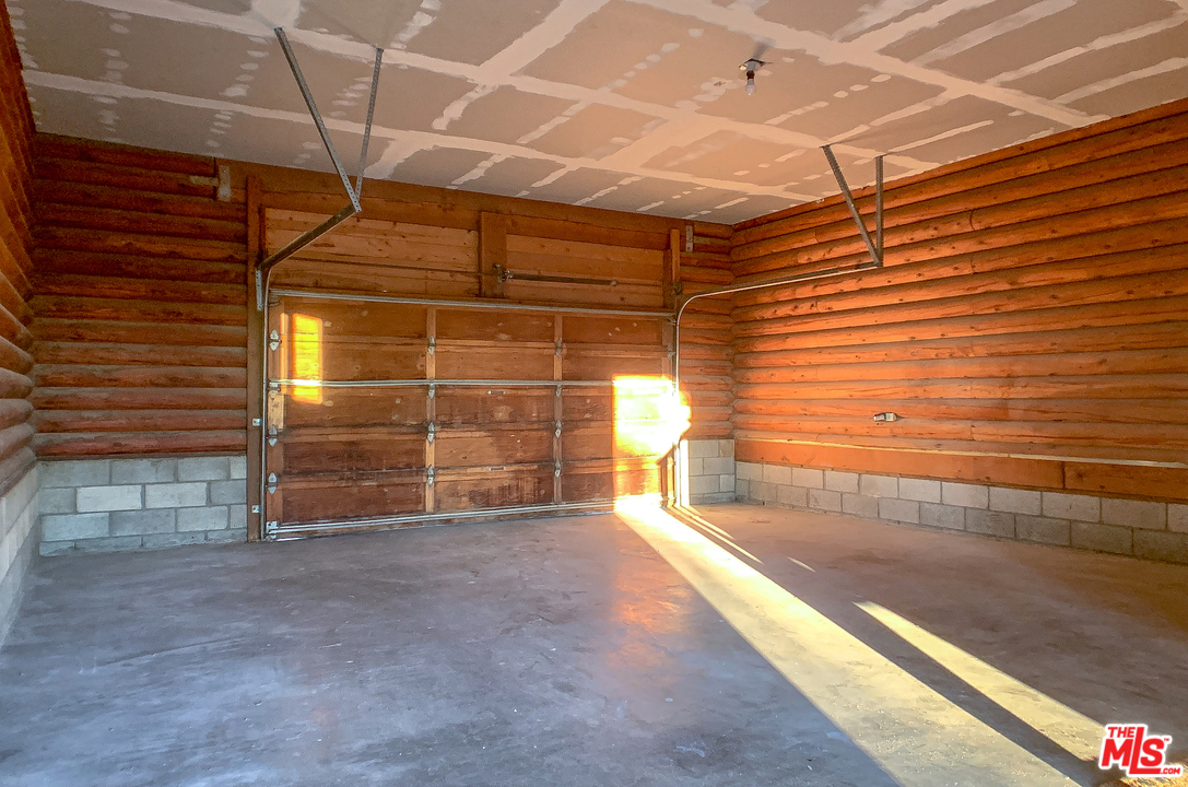 11487 Oasis Road Pinon Hills, CA 92372 - Photo 21 of 28 Gallery Image 21