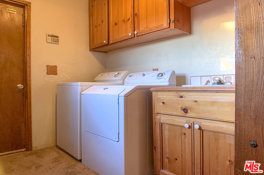 11487 Oasis Road Pinon Hills, CA 92372 - Photo 27 of 28 Gallery Image 27