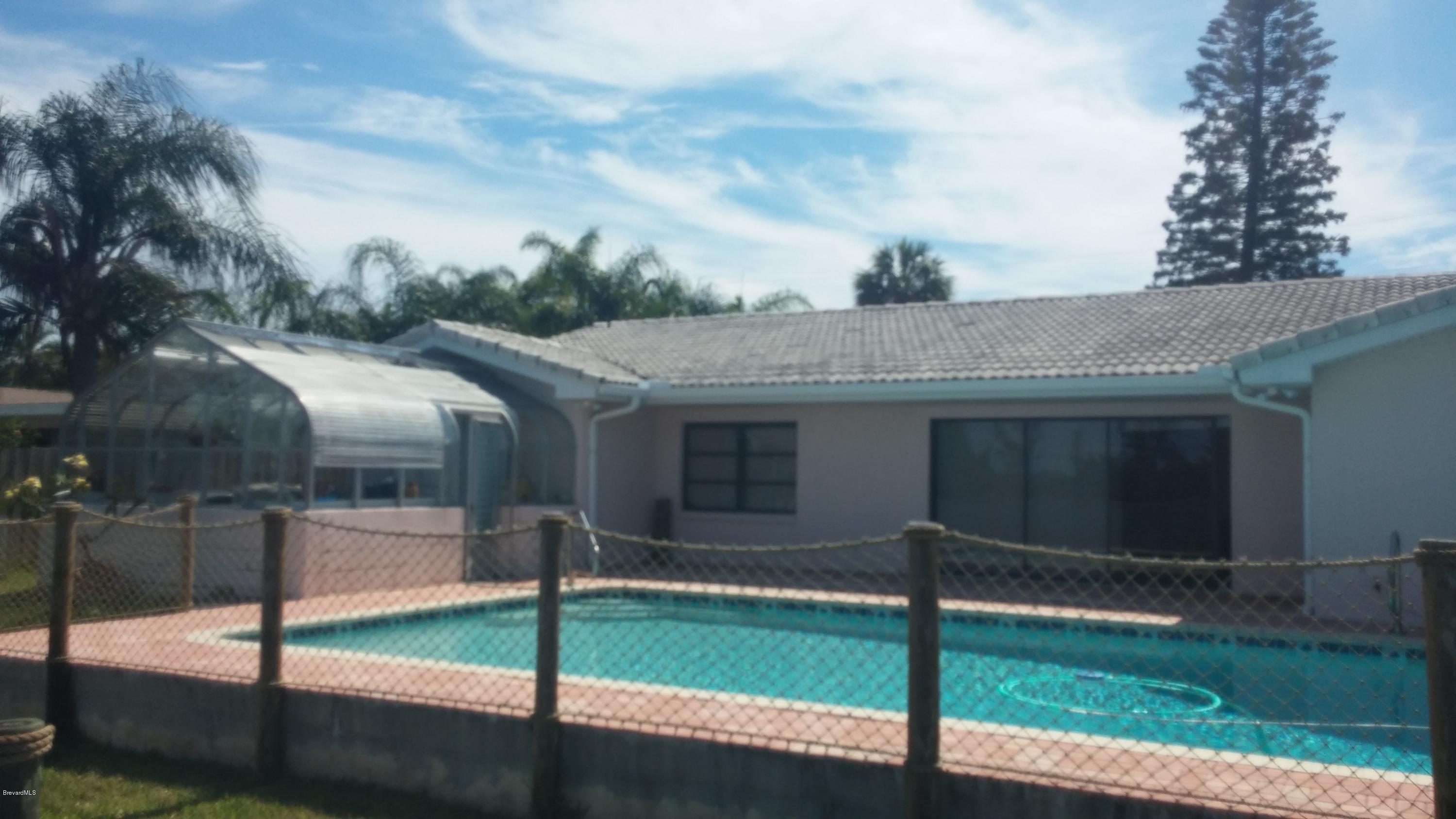 569 Capri Road Cocoa Beach, FL 32931 - Photo 9 of 27 20160519_110749