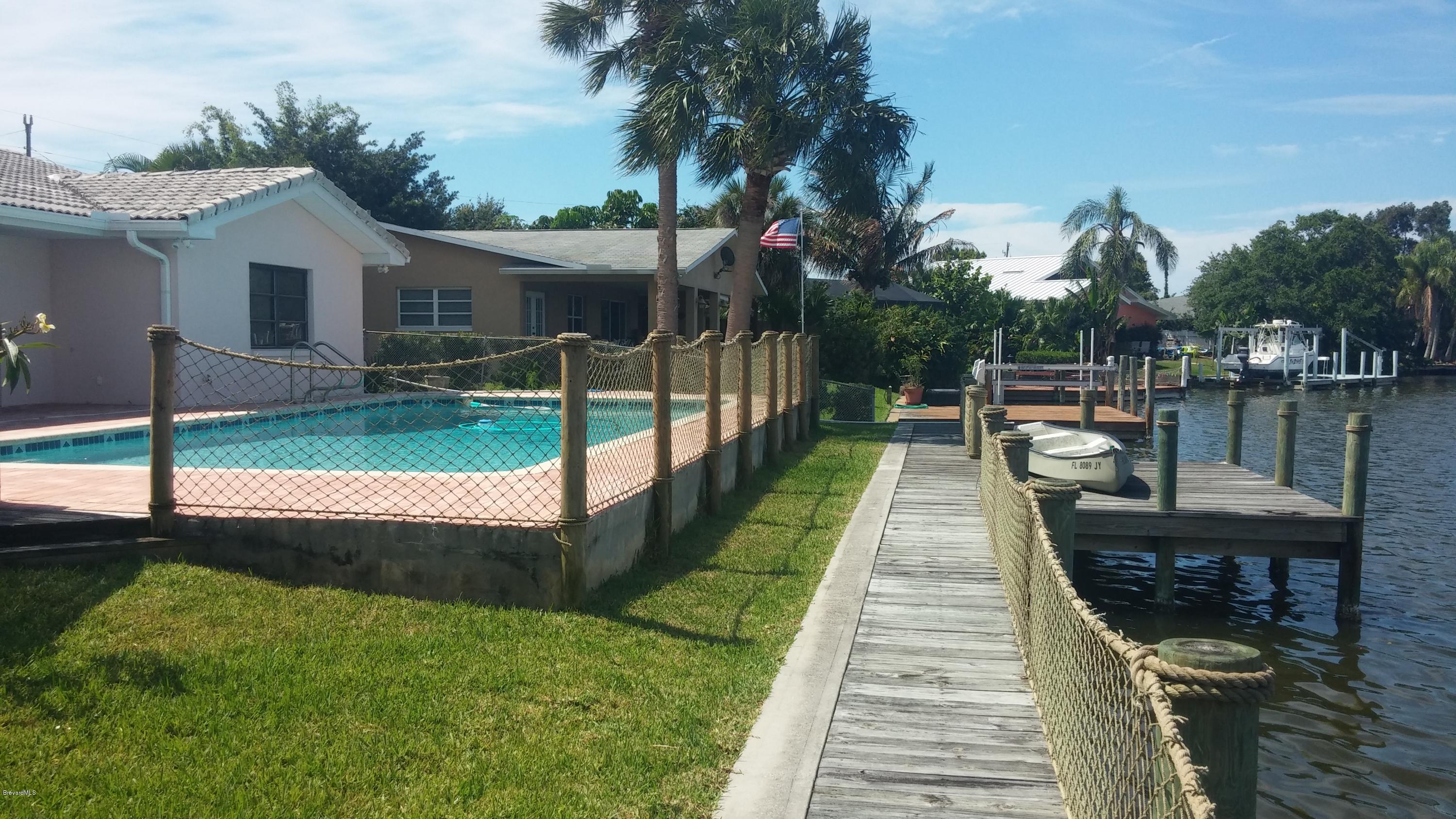 569 Capri Road Cocoa Beach, FL 32931 - Photo 10 of 27 20160519_110810