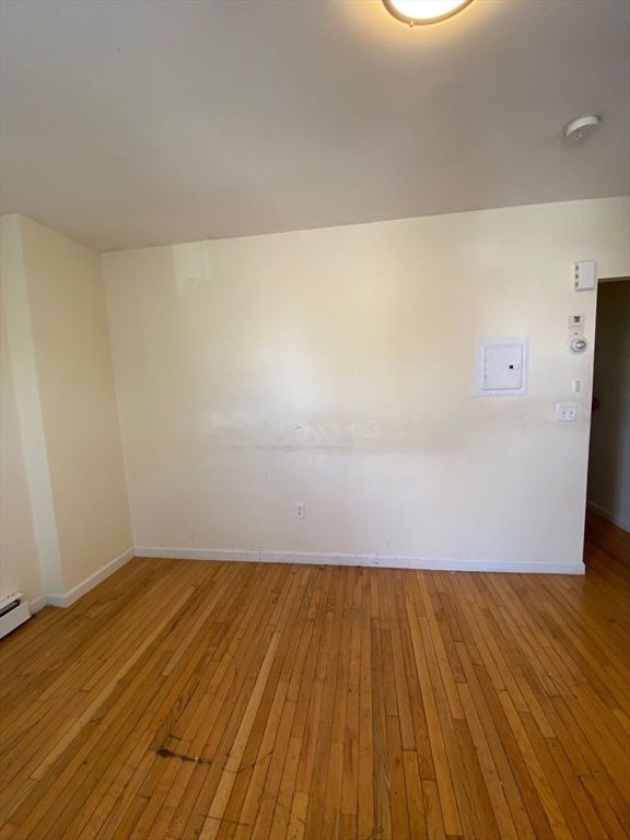 144 Chelsea Street, Unit 1R Boston, MA 02128 - Photo 6 of 9