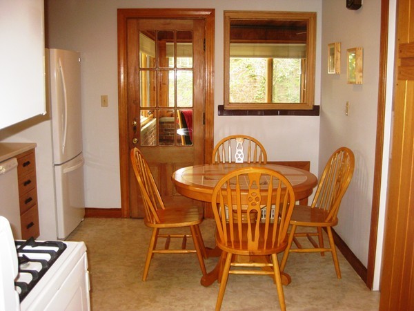 27 Pilgrim Road Belmont, MA 02478 - Photo 6 of 14 Gallery Image 6