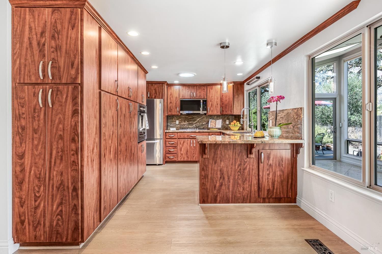 8862 Oak Trail Place Santa Rosa, CA 95409 - Photo 14 of 63