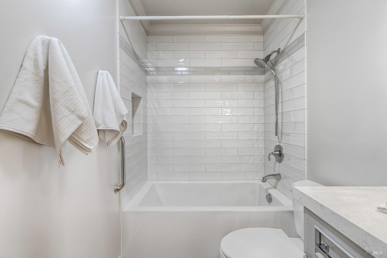 8862 Oak Trail Place Santa Rosa, CA 95409 - Photo 24 of 63