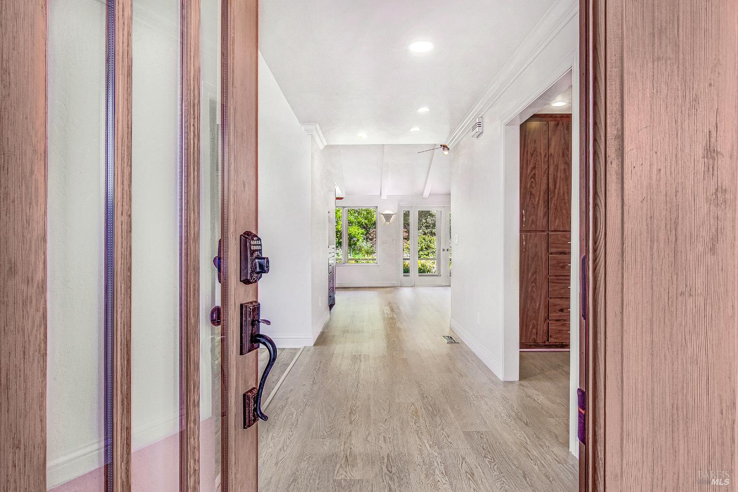 8862 Oak Trail Place Santa Rosa, CA 95409 - Photo 3 of 63