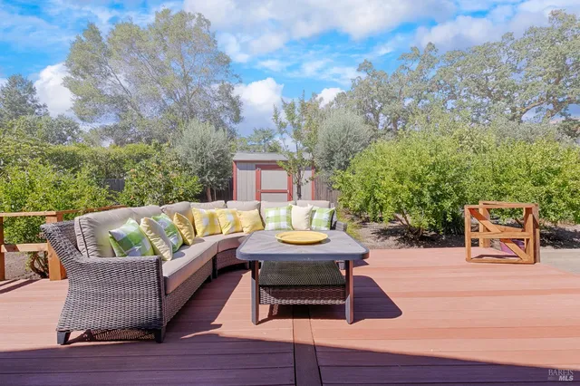 $1,030,000 | 8862 Oak Trail Place, Santa Rosa, CA 95409