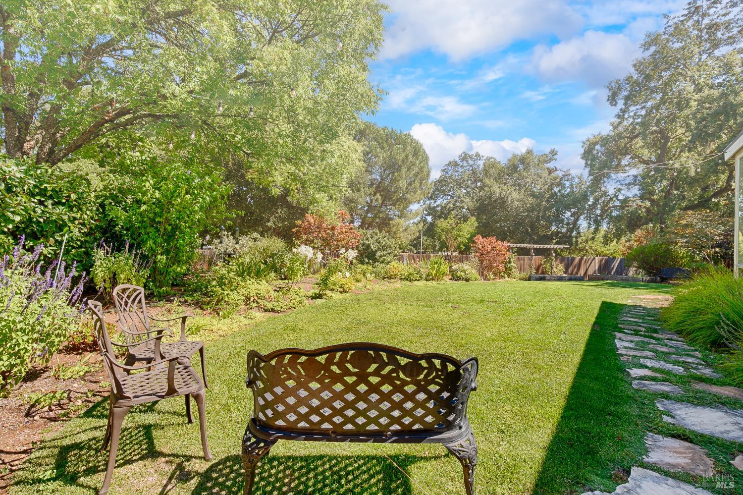 8862 Oak Trail Place Santa Rosa, CA 95409 - Photo 47 of 63