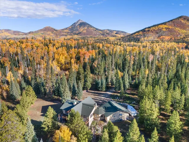 a view of mountain with outdoor space