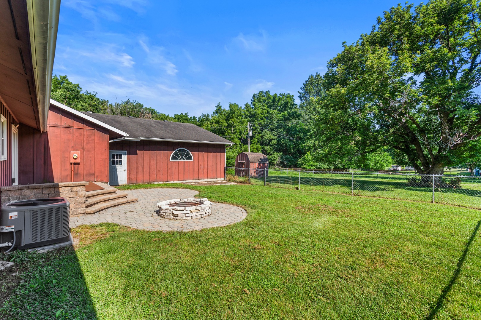 2102 Fogel Road Mahomet, IL 61853 - Photo 12 of 43