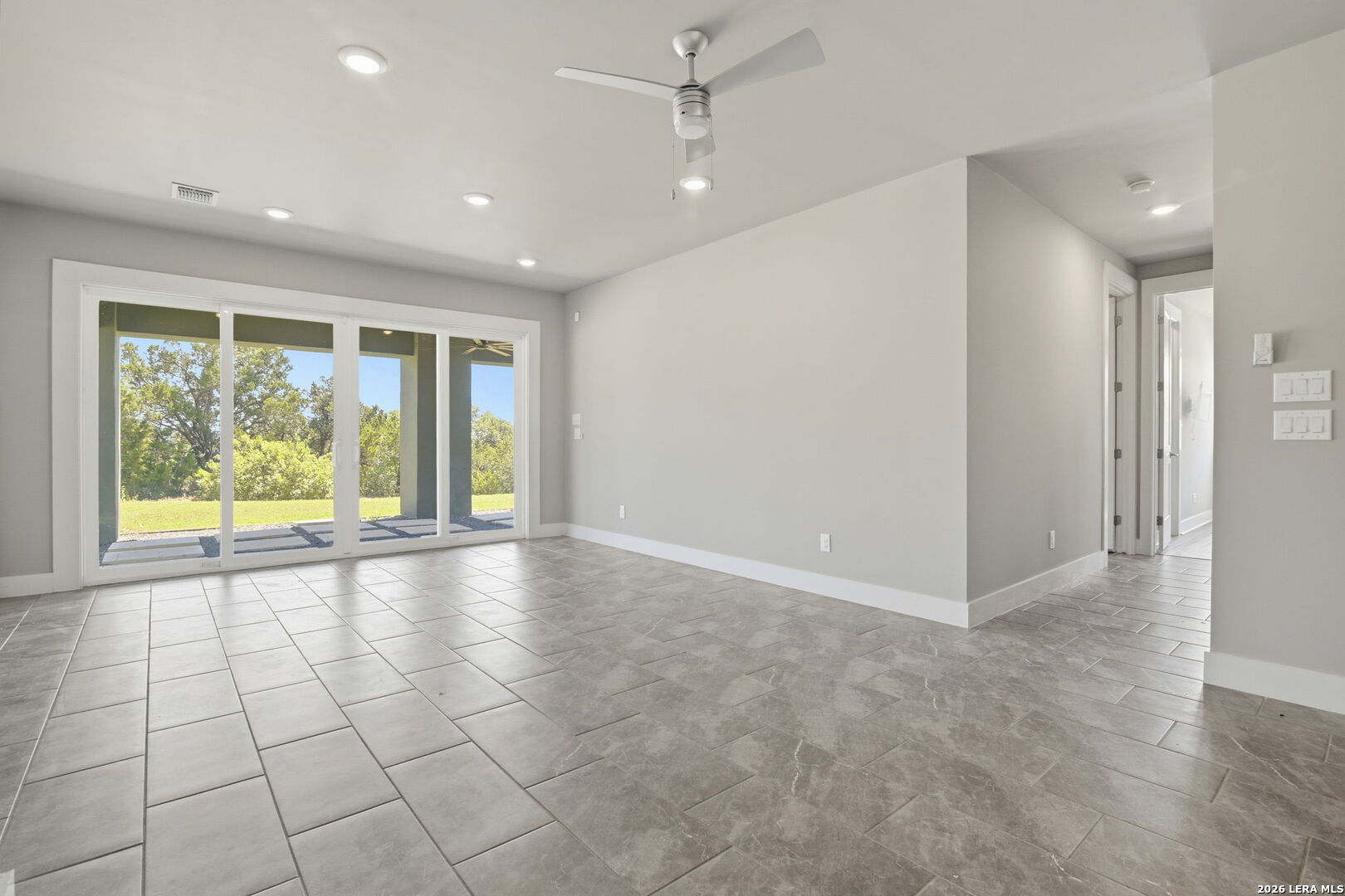 22817 Linwood Ridge San Antonio, TX 78255 - Photo 16 of 44