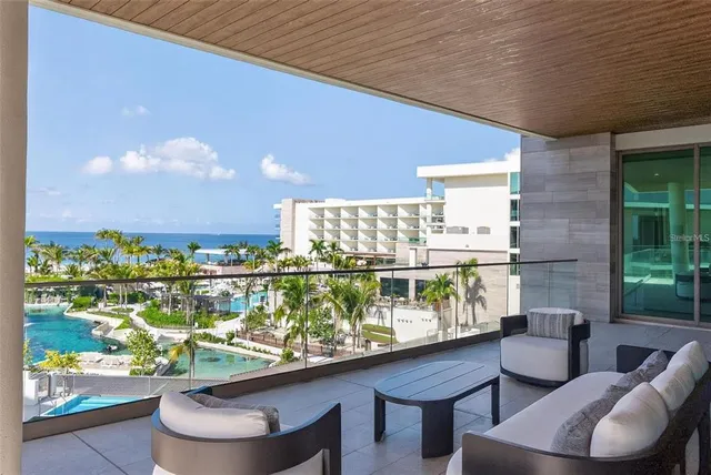 $70,000 | 1591 Gulf Of Mexico Drive, Unit 410, Longboat Key, FL 34228