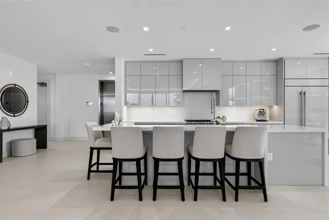 $70,000 | 1591 Gulf Of Mexico Drive, Unit 410, Longboat Key, FL 34228