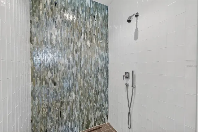 $70,000 | 1591 Gulf Of Mexico Drive, Unit 410, Longboat Key, FL 34228