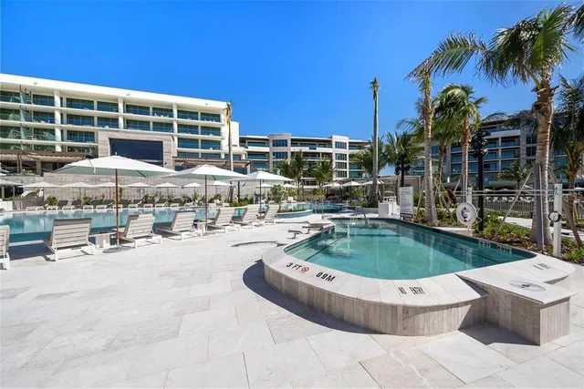 $70,000 | 1591 Gulf Of Mexico Drive, Unit 410, Longboat Key, FL 34228