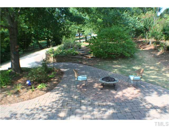 2705 10 Oaks Lane Raleigh, NC 27606 - Photo 3 of 25 Photo 3