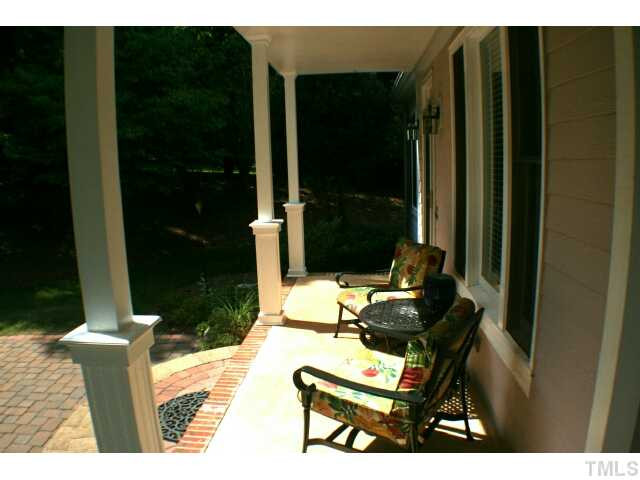 2705 10 Oaks Lane Raleigh, NC 27606 - Photo 5 of 25 Photo 5