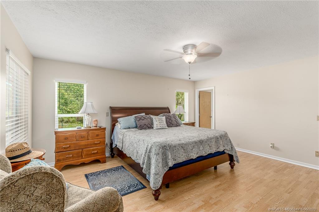 4236 Southeast Rainbows End Stuart, FL 34997 - Photo 16 of 32