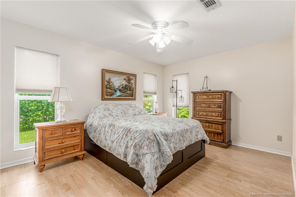 4236 Southeast Rainbows End Stuart, FL 34997 - Photo 18 of 32