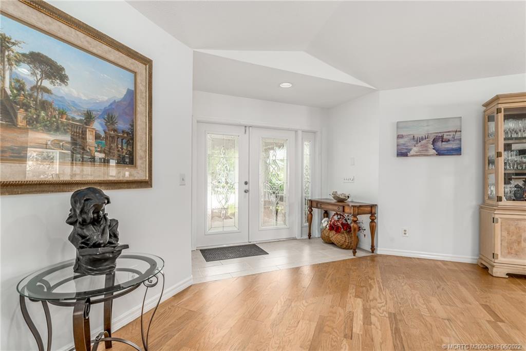 4236 Southeast Rainbows End Stuart, FL 34997 - Photo 6 of 32