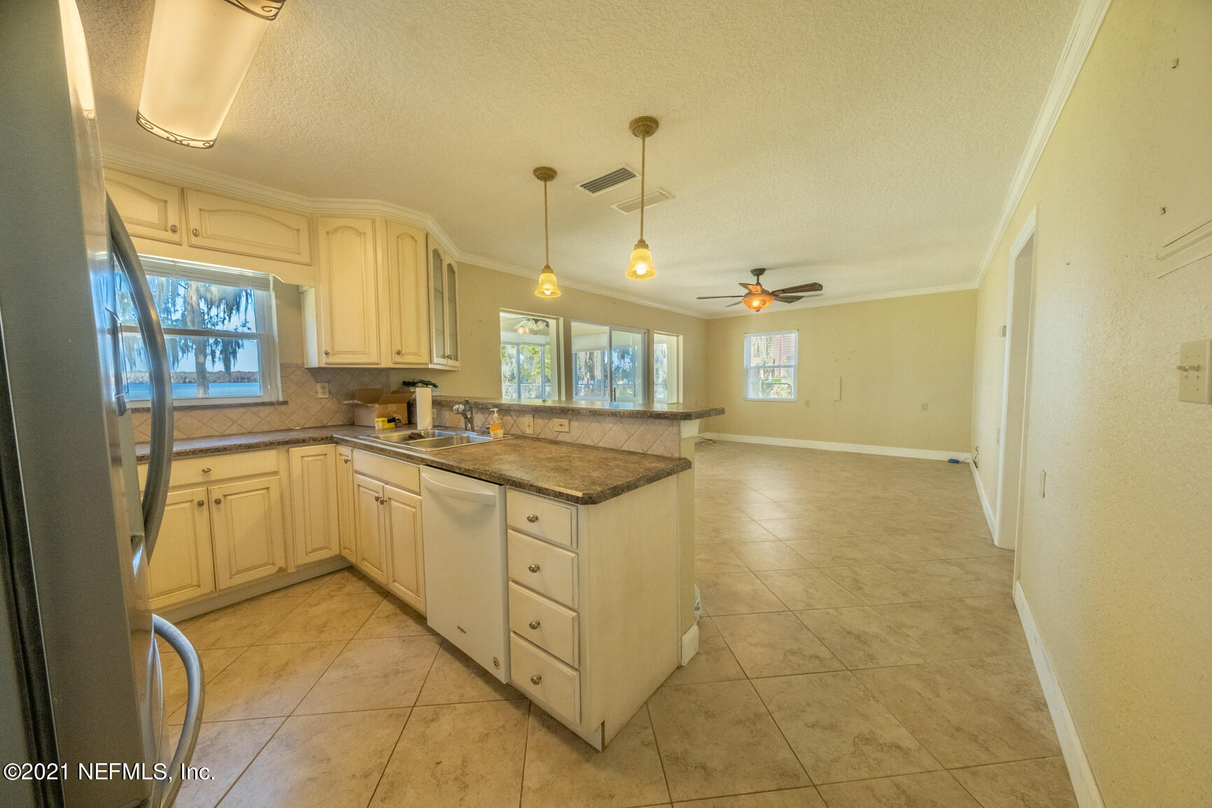 239 Hess Road Crescent City, FL 32112 - Photo 5 of 31 DFBP0030