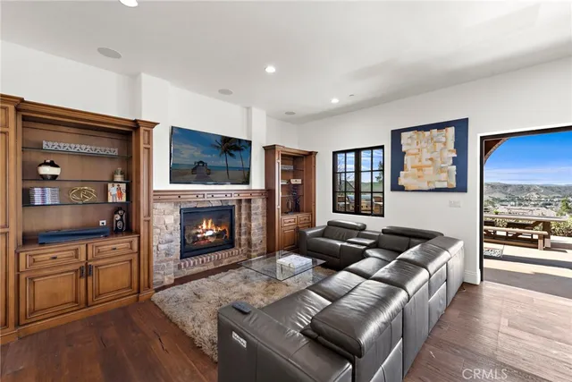 $4,349,900 | 7 Broken Arrow Street, Ladera Ranch, CA 92694