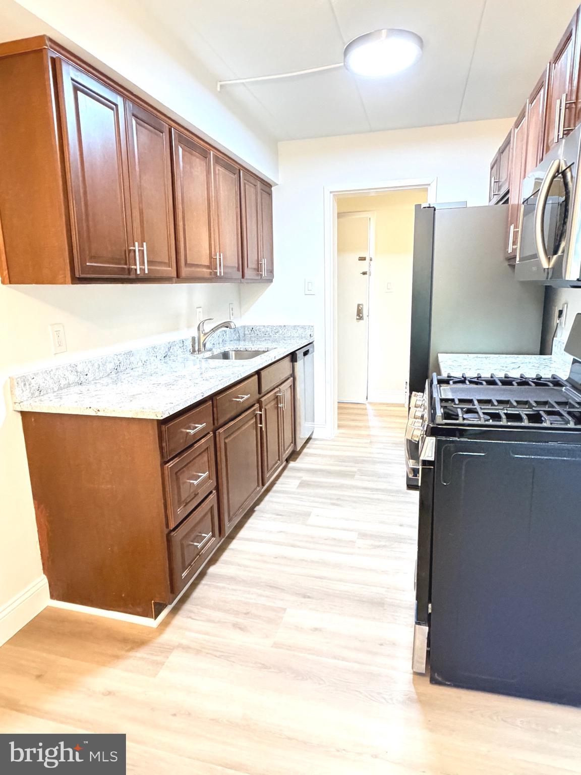 2316 Freetown Court, Unit 1B Reston, VA 20191 - Photo 15 of 48