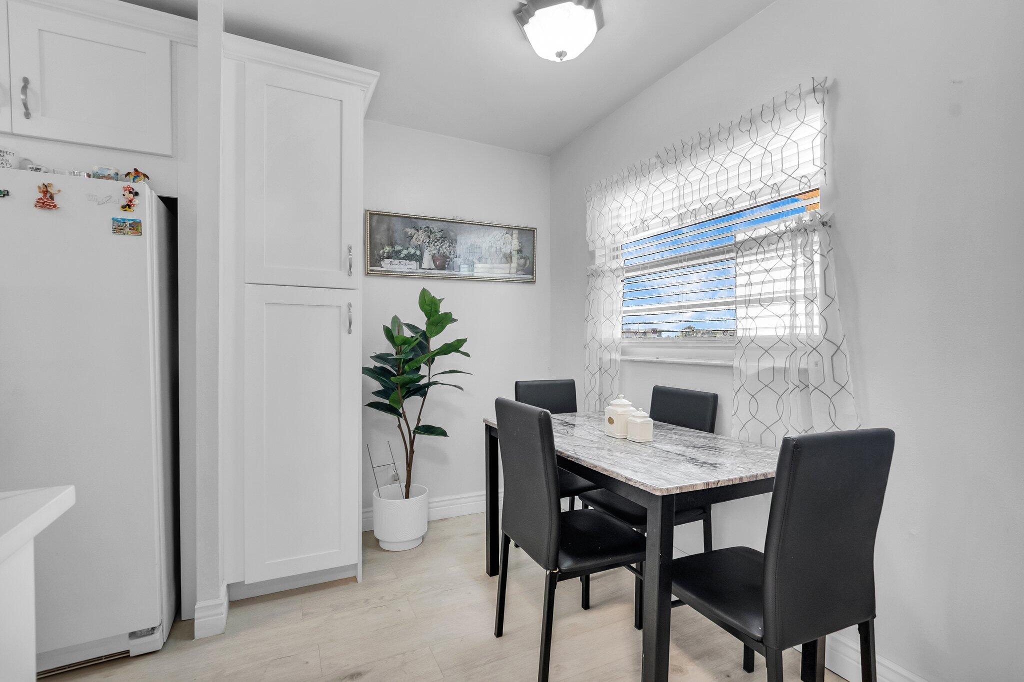 23247 Barwood Lane North, Unit 305 Boca Raton, FL 33428 - Photo 10 of 39 12-web-or-mls-DSC_0141