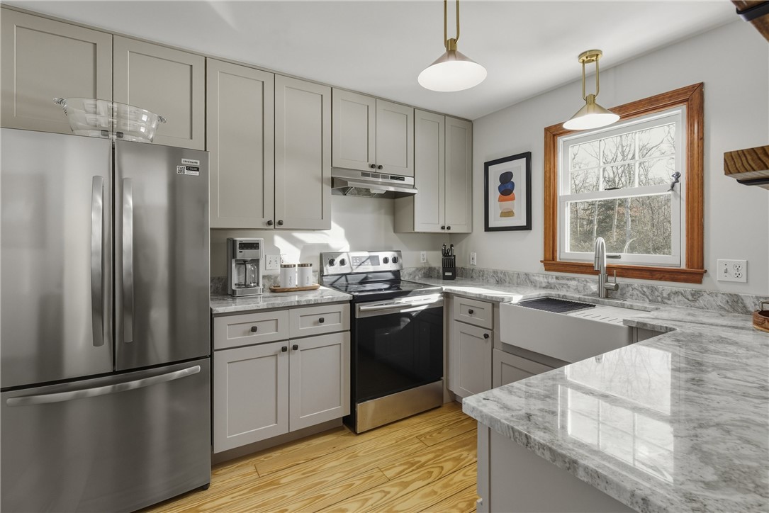 140 Long Highway Little Compton, RI 02837 - Photo 8 of 43