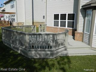 3601 Normandy Drive Rochester, MI 48306 - Photo 3 of 26 3.jpg